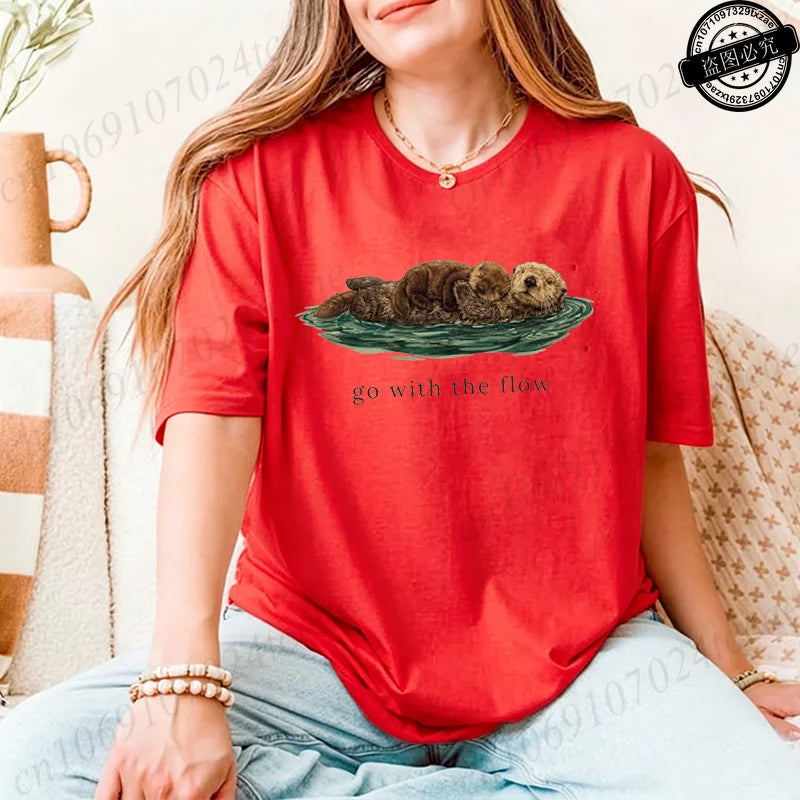Go with The Flow Shirt,Cute Otter Print Women's T-Shirts,Sea Otter Lover Gift,Vintage Nature Graphic T-shirt,Ocean Life Tees